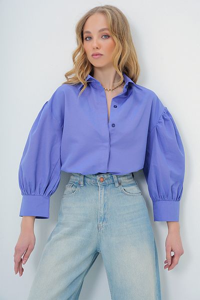 Trend Alaçatı Stili Fliederfarbenes Basic-Popeline-Hemd mit Ballonärmeln und versteckter Knopfleiste für Damen ALC-X9654
