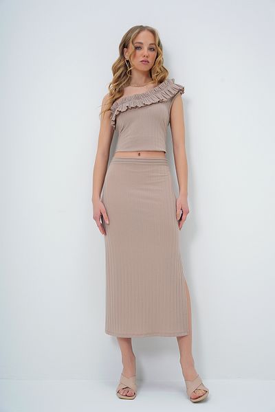 Trend Alaçatı Stili Beige One Shoulder Ruffled Blouse and Slit Skirt Set - Alc-X13578