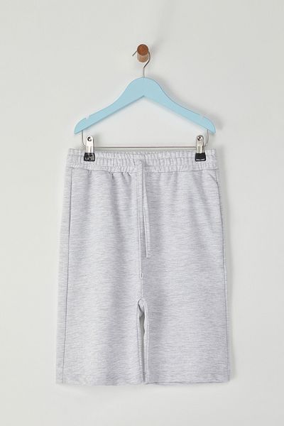 TRENDYOLKIDS Graue Melange-Strickshorts für Jungen TKDSS25SR00002