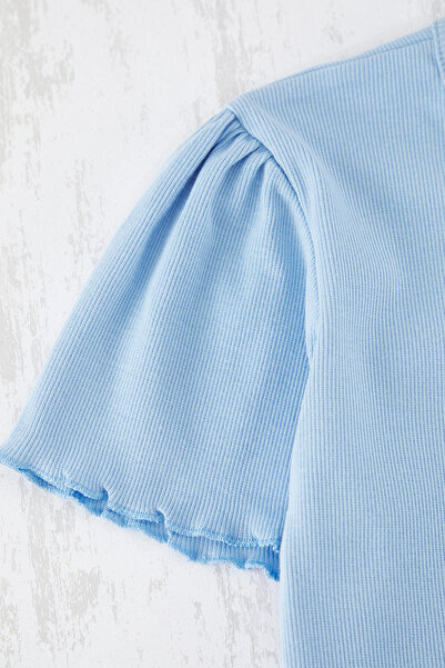 TRENDYOLKIDS Light Blue Girl's Cotton Minimal Embroidery T-Shirt Shorts Knitted Bottom-Top Suit Tkdss25Au00019