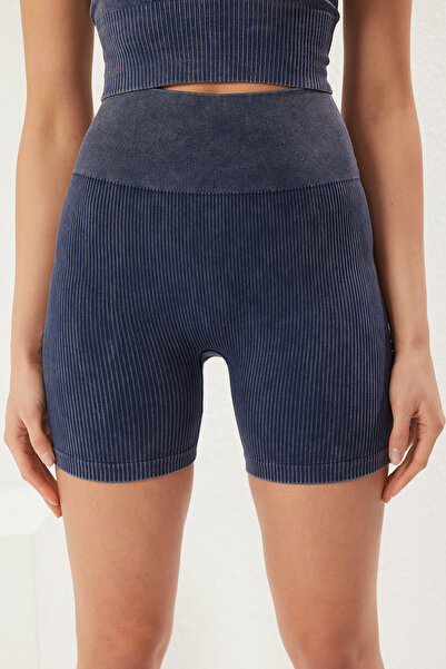 Trendyol Collection Varrat nélküli sötétkék kötött sport rövidnadrág - Rövid, mosható leggings THMSS25TY00011