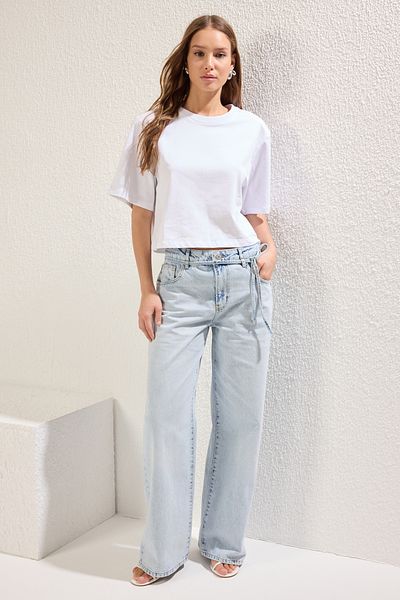 Trendyol Collection Blugi albaștri cu șireturi, cu talie joasă, cu picioare late TWOSS25JE00163