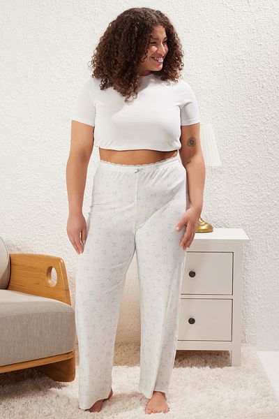 Trendyol Curve Ribbon Patterned Ecru-Blue Lace Pajama Bottoms - Tbbss25Ia00002