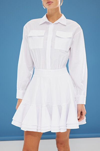 Trendyol Collection Λευκή φούστα με ανοιχτή μέση λεπτομέρεια μίνι υφαντό φόρεμα TWOSS25EL00064