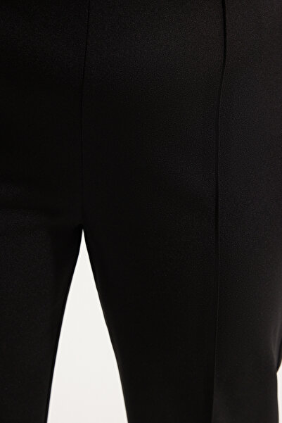 Trendyol Curve Black Ribbed Wide Leg Rubber Waisted Plus Size Pants Tbbss25Ar00016