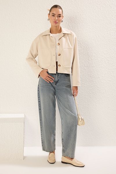 Trendyol Collection Ecru Regelmäßiger Mantel TWOSS25MO00011