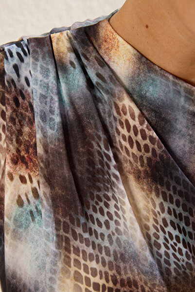 Trendyol Collection Multicolor Regular/Normal Fit Asymmetrical Neckline Zero Sleeve Stretchy Knitted Blouse Twoss24Bz00396