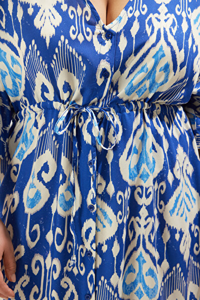 Trendyol Curve Синій етнічний віскозний пляжний одяг з візерунком Пляжне плаття плюс розмір TBBSS25AH00083