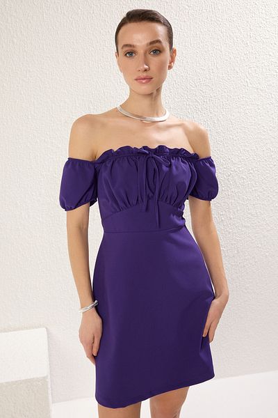 Trendyol Collection Μωβ Μίνι υφαντό κρεπ φόρεμα με γιακά Carmen σε γραμμή Α TWOSS24EL00874