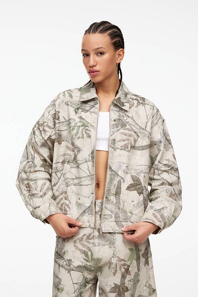 Pull & Bear سترة تمويه