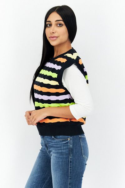 Levi's Women Crew Neck Stripe Sweater Vest, Black Combo