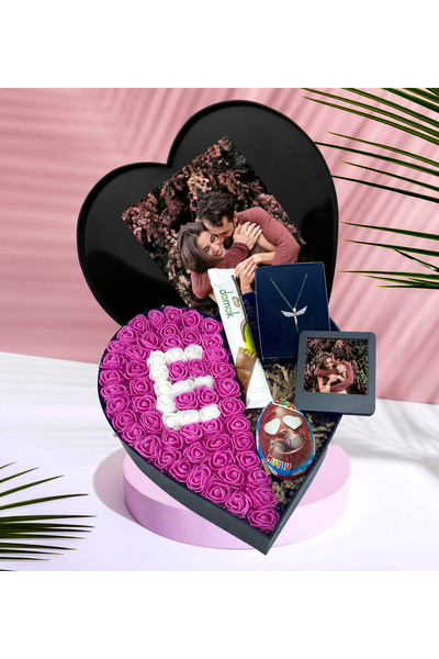 GİFTSTİME Premium Kalp Kutu Pembe Baş Harf Tasarımlı Gül Siyah Çerçeve Melek ...