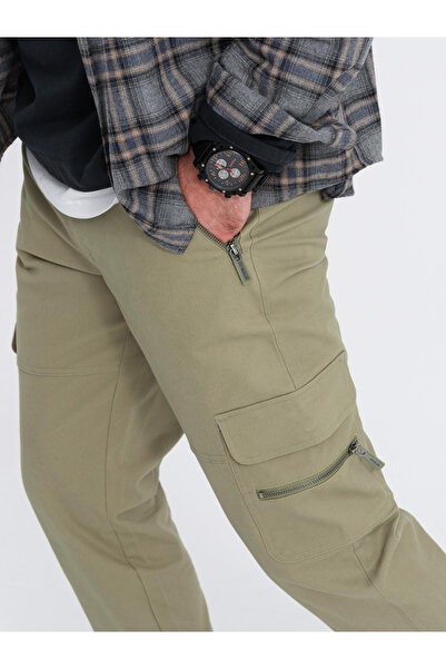 OMBRE Ανδρικό παντελόνι cargo STRAIGHT LEG με τσέπες με φερμουάρ - olive V2 OM-PACG-0204 L