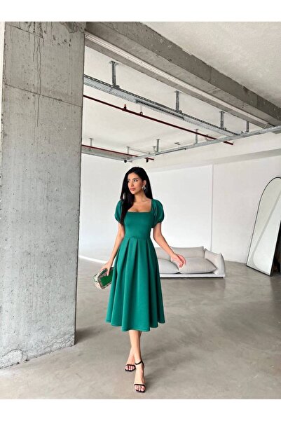 WoolnClyde Women Green Square Collar A-Line Fit Short Balloon Sleeves Pleated Midi Evening Dress