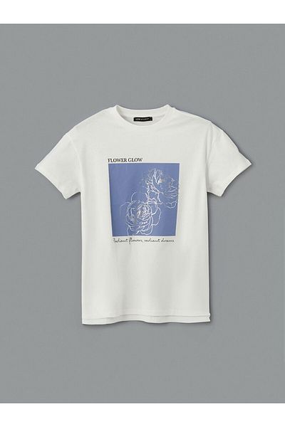 LC Waikiki Tricou alb modest pentru femei LCW, cu decolteu rotund, cu flori