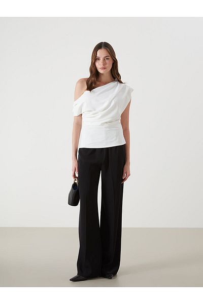 LC Waikiki Lcw Vision Ecru Women's One Shoulder Straight Blouse