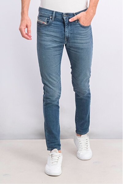 Diesel بنطلون جينز رجالي بقصّة Slim Fit، باللون الأزرق