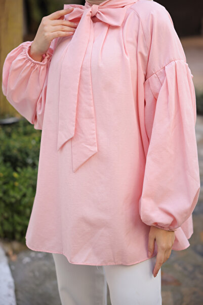 Nergis Neva Butik ΤΟΥΝΙΚΑ ΜΕ ΠΛΙΣΕ ΜΑΝΙΚΙΑ ΚΑΙ ΦΟΥΡΙΑ ΣΤΟ ΛΟΥΚΑΝΙΚΟ - Πούδρα - Νεργίς Νέβα