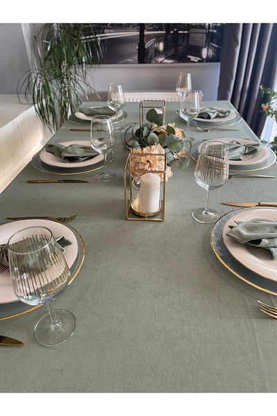 Decamor home Velvet Textured Care Free Stain Resistant Green Tablecloth