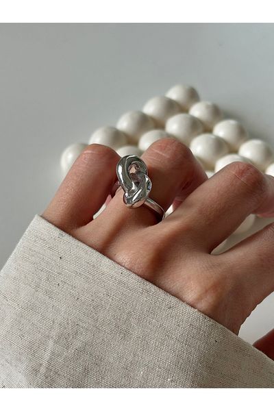 Ressia Thick Knot Dome Ring