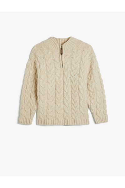 Koton Boy's Long Sleeve Sweater with Half Zipper Hair Braid Detail