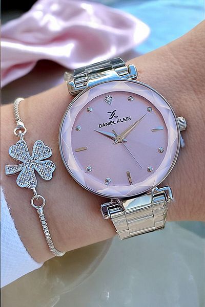 Daniel Klein Stylish Women's Wristwatch with Cut Glass 33 mm Metallic Pink Dial, Zircon Stone Bracelet as a Gift