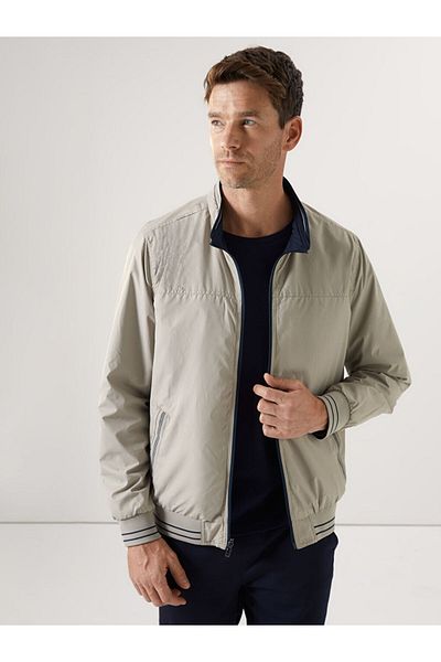 LC Waikiki Ανδρικό παλτό μεσαίου πάχους LCWAIKIKI Classic Standard Fit Stand-up Collar