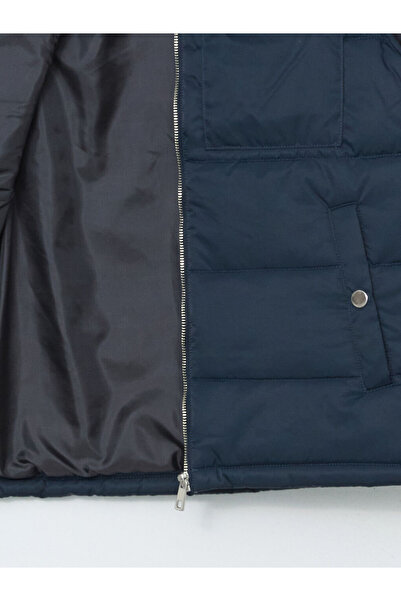 LC Waikiki LCWAIKIKI Класическа мъжка стандартна жилетка със стойка и яка