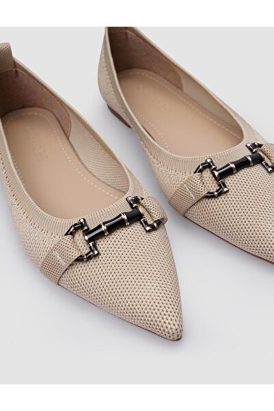 Cabani Beige Knitwear Women's - Pointed Toe Ballerinas with Buckle Detail