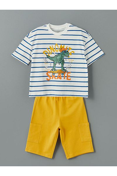 LC Waikiki New Season Crew Neck Boys' T-Shirt and Sort 2-Piece - S5Kq09Z1