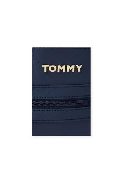 Tommy Hilfiger Women's Bag