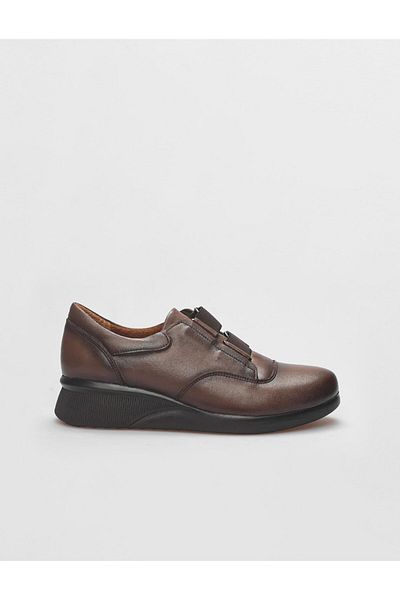 Cabani Genuine Leather Tan Elastic Women's Comfort Shoes