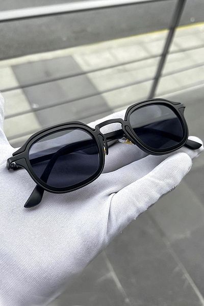 Roger Bacon Unisex Oval UV400 Sunglasses Glass