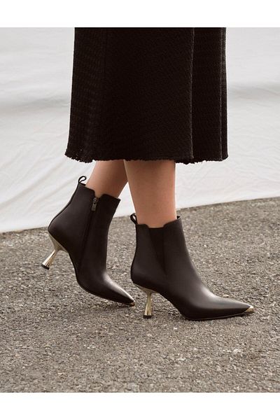 Cabani 100% Genuine Leather Black Zippered Women's Heeled Boots