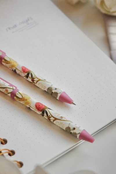 Nova Crafts Lilac Botanical Ballpoint Pen