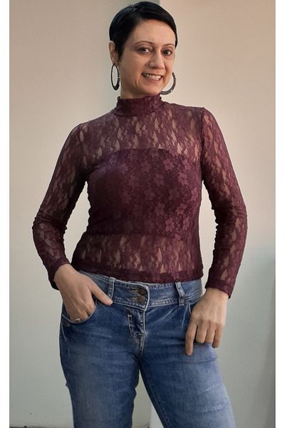 Mertcan Butik Tricou bluză din dantelă cu mânecă lungă, cu gât țestoasă