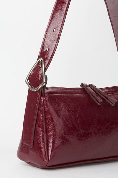 Vivaq Women's Burgundy Baguette Design Strap Lined Patent Leather Faux Leather Zipper Closure Hand and Shoulder Bag