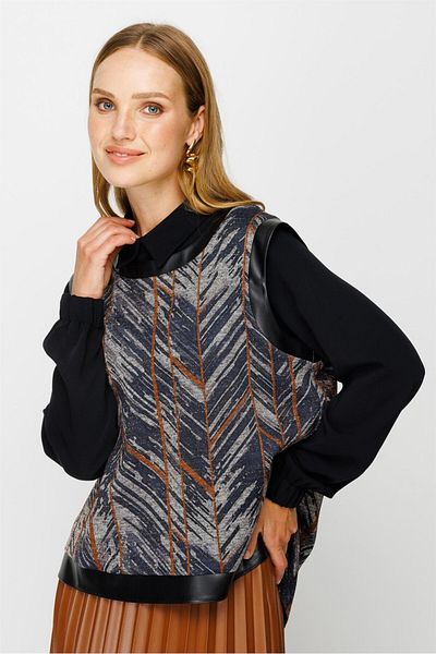Esswaap Tan Suede Tunic and Leather Skirt Set - Pilisoley