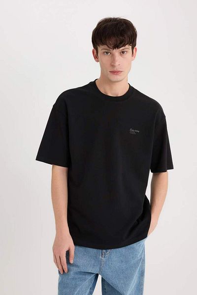 DeFacto Νέα σεζόν Boxy Fit Crew Neck που δεν απαιτεί σιδέρωμα αναπνεύσιμο εμπριμέ κοντό μανίκι