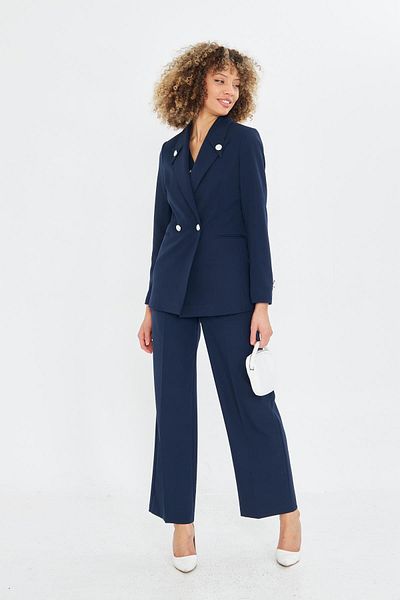 LOVELF 3-Piece Set with Button Detail on the Collar Navy Blue