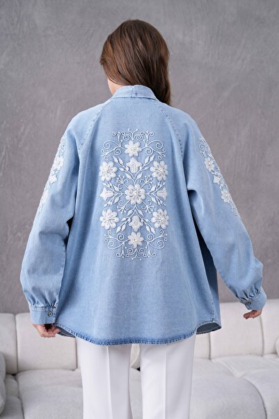 Miss Allos سترة كيمونو نسائية من الدنيم مع تفاصيل لؤلؤية مطرزة على الظهر وأكمام