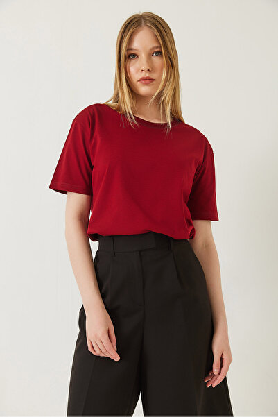 Bianco Lucci Women's Decorative Stitched Crew Neck Tshirt 60602001