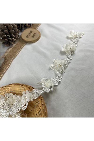 Bukle İplik Butterfly Patterned Lace Decorative Ribbon with Pearl and Tulle Detail (6.5 cm Width) - 1 Meter