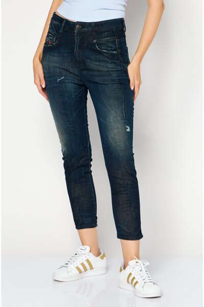 Diesel بنطلون جينز نسائي قابل للتمدد ومغسول بقصّة Boyfriend، أزرق داكن