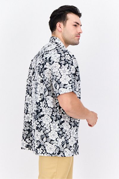 GAP Men Regular Fit Floral Print Short Sleeves Casual Shirt, Black