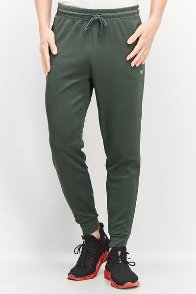 2(X)IST Men Regular Fit Solid Jogger Pants, Olive