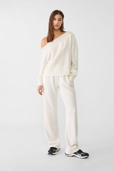 Stradivarius Soft-touch straight-leg trousers
