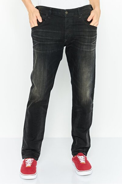 Diesel Men Tapered Fit Wash Stretchable Denim, Black