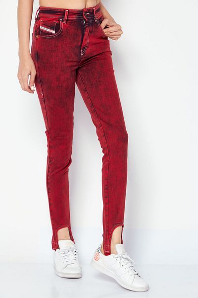 Diesel Women D-slandy Skinny Fit Washes Stretchable Jeans, Red