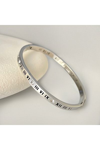 nerora Tarnish Stainless Steel Roman Numeral Zircon Stone Bracelet Silver